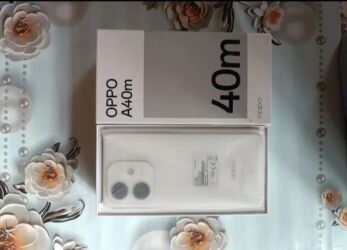 055 211 nomre satilir: Oppo 1, 256 GB, rəng - Ağ, Sensor, Barmaq izi, İki sim kartlı