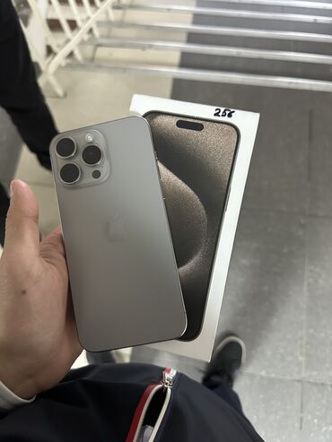 Apple iPhone: IPhone 15 Pro Max, Б/у, 256 ГБ, Natural Titanium, Защитное стекло, Чехол, Кабель, 98 %