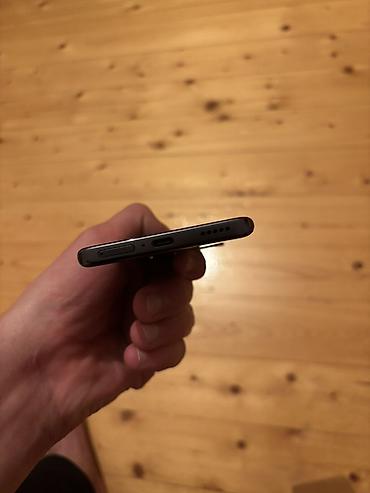 pixel 9 pro: Honor X9b, Barmaq izi, İki sim kartlı, Face ID — 5