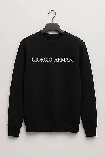 Duksevi: Muški duks sa okruglim izrezom – brendirani modeli - Brend motivi — 24