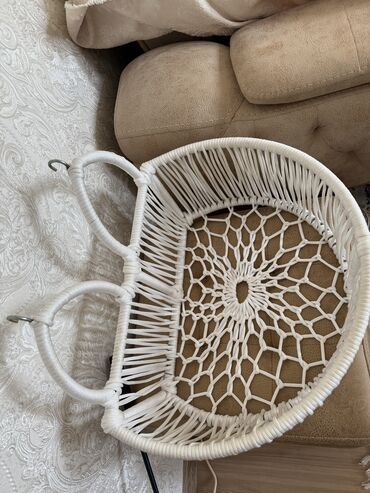 домик для собаки: Pişik üçün yatag döşəyidə var asmagda olur baha alınıb çox az işlənib