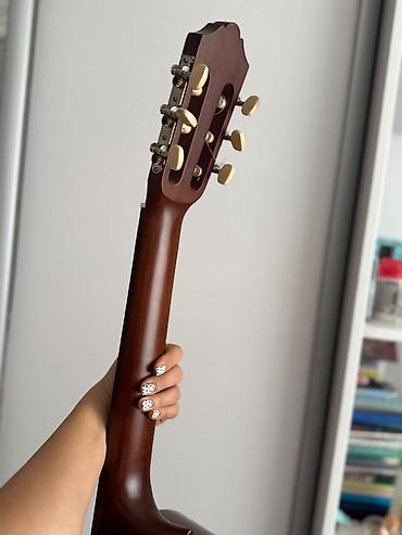 gitar pedal: TECILI SATILMALIDI!!! ENDIRIM OLUNACAQ. Yamaha C40(orjinal). Gitara — 6