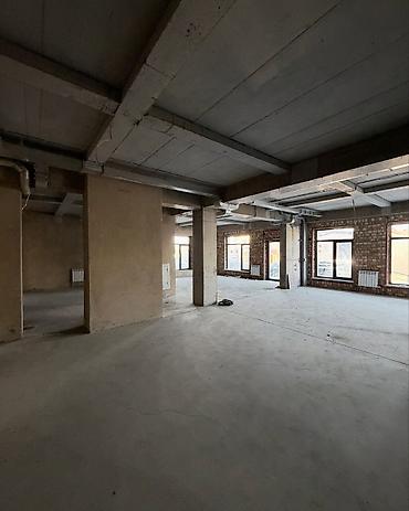 граж: 🏢 Продаётся коммерческое помещение 130 м² (ПСО) на 1-м этаже ЖК — 4