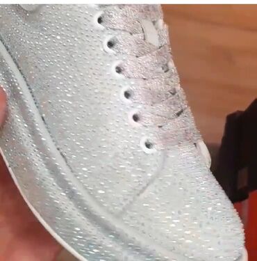 Women's Sneakers and athletic shoes: Alexander McQueen, 38, bоја - Bela — 7