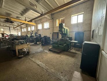 Sex, zavod və fabriklər: Razində, Fidan şadlıq sarayı yolunda, Grandmartın yaxınlığında, 600 kv — 4