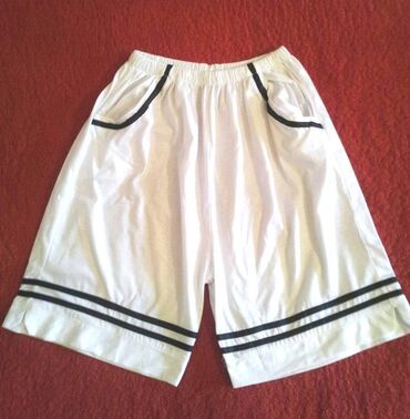 new balance trenerke: Shorts L (EU 40), color - White