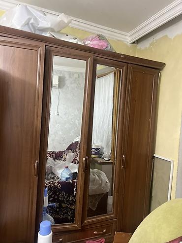 guzgu komod: Güzgülü paltar şkafı və konsol güzgü dəsti - Material: ağac — 2