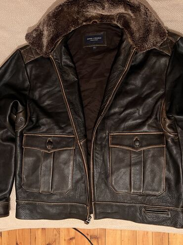 Kurtkalar: Tebiyi yunwaq heqiqi deri kurtka L razmer menim boyum 183/ceki 84 190 — 6