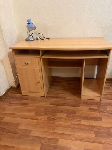кресло офисный цена: Компьютерный стол, С полками