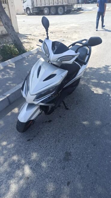 3 tekerlekli moped: - YAMAHA 125 sm3, 2021 il, 21000 km