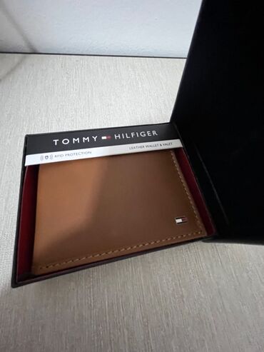 Novčanici: Muški novčanik, Tommy Hilfiger, Materijal: Koža — 5