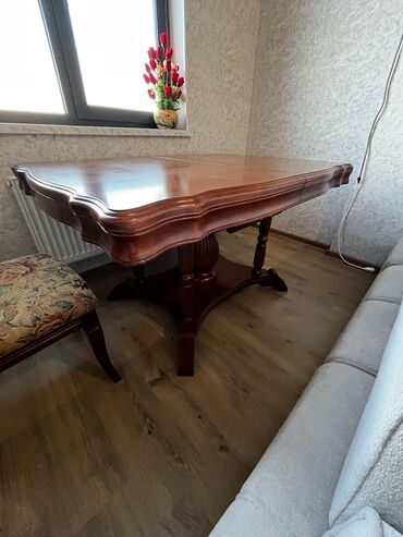 zeytun ağaci: Qonaq otağı üçün, İşlənmiş, Açılan, Oval masa, 8 stul