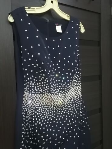 вечернее платье: Ziyafət donu, XL (EU 42)