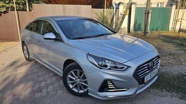 автомобиль на кредит: Hyundai Sonata: 2018 г., 2 л, Автомат, Газ, Седан