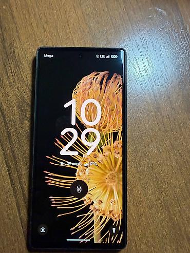 Техника и электроника: Google Pixel 6, 128 ГБ, цвет Stormy Black - Экран 6.4" OLED — 2