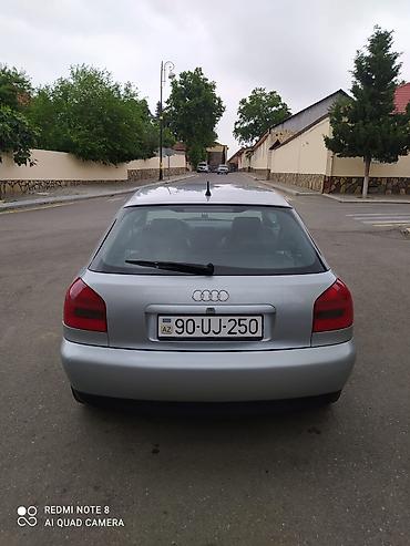panel vurmaq: Audi A3: 1.8 l | 1997 il Hetçbek — 3