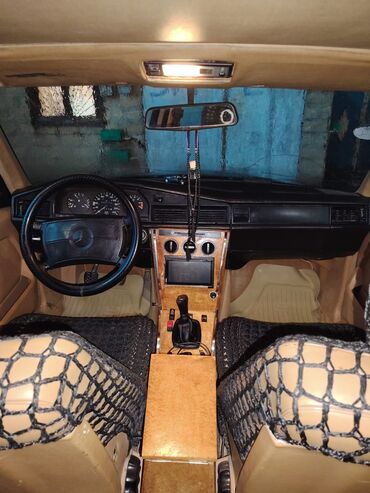 Mercedes-Benz: Mercedes-Benz 190: 2 l | 1990 il Sedan — 11