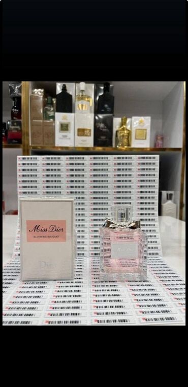 yun qadın şap şapları: Miss Dior Blooming Bouquet ətri qadınlar üçün nəzərdə tutulmuşdur