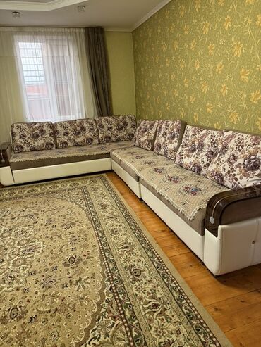 угалок диван: Угловой диван, C подушками, Трёхместный и более, Экокожа