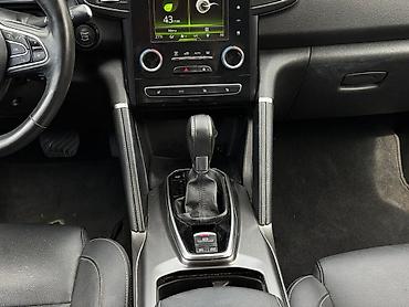 Другие автомобили: SAMSUNG QM6 Год выпуска: 2019 Коробка передач: АКПП Двигатель: 2.0 — 7