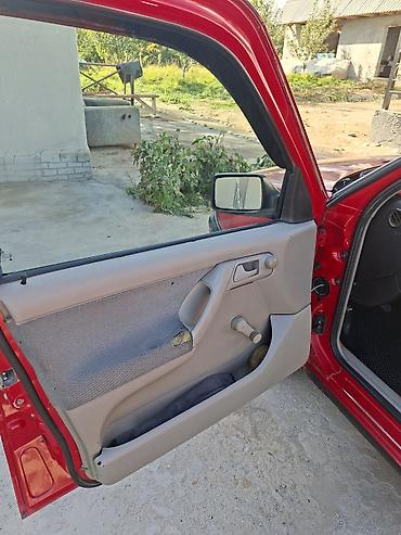 saab 93: Volkswagen Golf: 1992 г., 1.8 л, Механика, Бензин, Хэтчбэк — 6