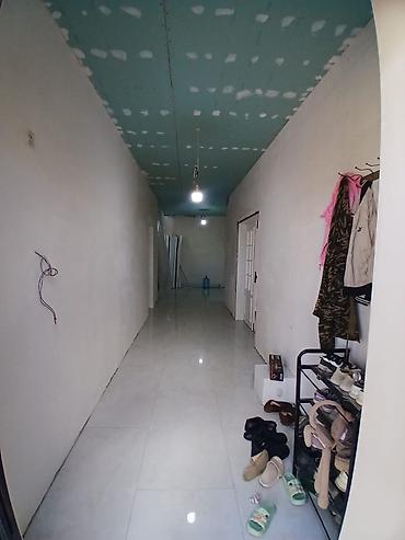 7 ci mikrarayon: 6 otaqlı, 230 kv. m, Orta təmir — 5