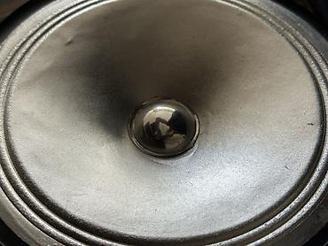 Yeni JBL Kolonka, Növ - Sabvufer, rəng - Gümüşü