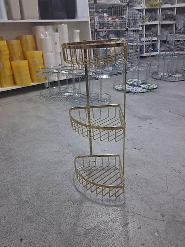 hamam ucun rəf: Bürünc rəngli 3 mərtəbəli künc hamam rəfi - Material: metal — 3