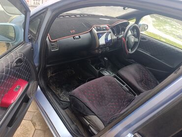 Honda: Honda Fit: 2002 г., 1.3 л, Вариатор, Бензин, Хэтчбэк — 1