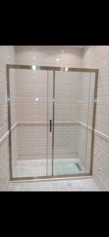 Duş kabinaları, arakəsmələr: Yeni Üstü açıq kabina, Künc üçün, Pulsuz çatdırılma — 26