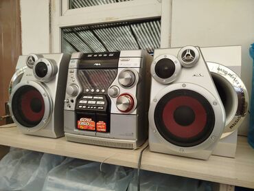 Динамики и колонки: Продаю AIWA музыкальный центр есть AUX есть и другие муз центры