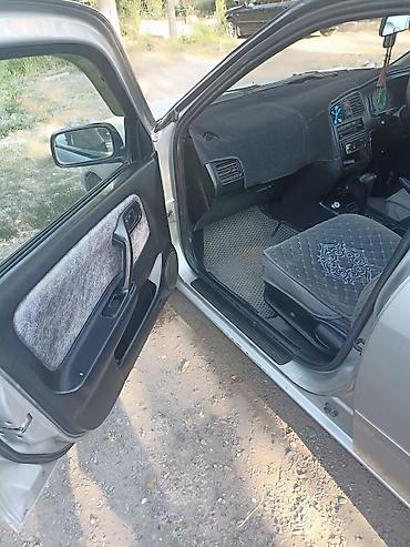 Nissan: Nissan Primera: 1995 г., 2 л, Автомат, Бензин, Седан — 8