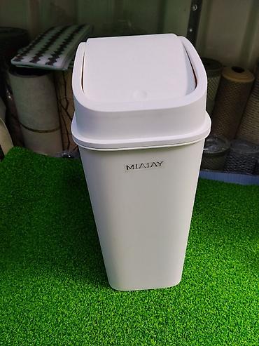 урно для мусора: Компактное ведро для мусора MIAJAY с откидной крышкой. - Тип — 1
