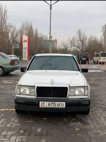 Mercedes-Benz: Mercedes-Benz 220: 1988 г., 2.3 л, Механика, Бензин, Седан