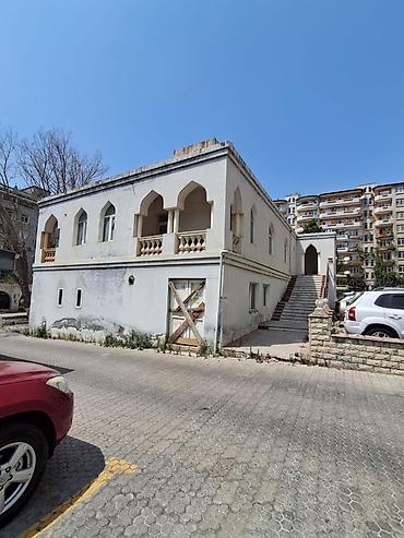 Kommersiya daşınmaz əmlakının satışı: 🔥 XƏTAİ RAYONUNDA 5 SOT HƏYƏTYANI SAHƏDƏ ÇIXARIŞLI (KUPÇALI) 779 KV.M — 2