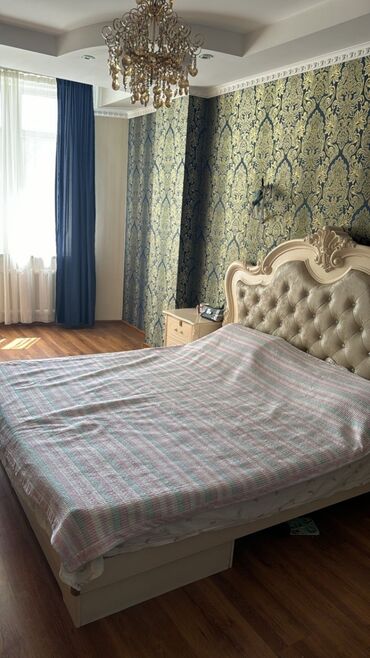 Продажа квартир: 3 комнаты, 134 м², Элитка, 4 этаж, Евроремонт