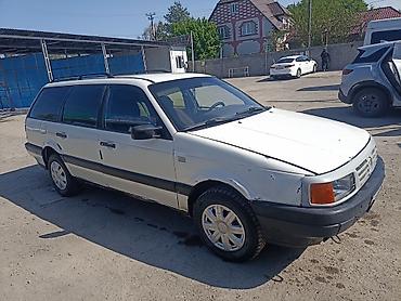 Volkswagen: Volkswagen Passat Variant: 1989 г., Универсал — 2