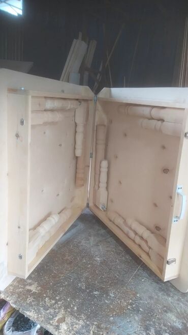 Национальные кыргызские столы: Продаю столы(ножки для столов) национальные,расклалные, принимаем — 3