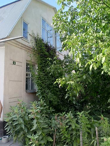 Продаётся частный дом с участком и зелёным садом. - Двухэтажный дом
