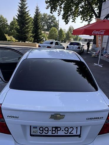 vaz 2107 kreditle: Chevrolet Aveo: 1.2 l | 2011 il Sedan — 4