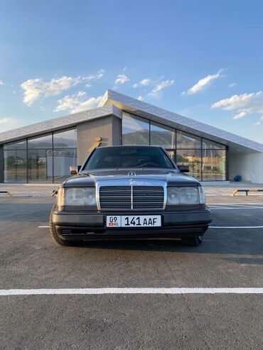 ауди 100 седан: Mercedes-Benz W124: 1998 г., 2.3 л, Механика, Бензин, Седан