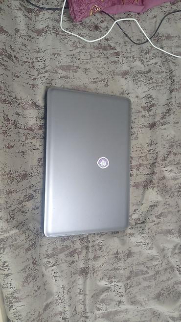 HP: HP noutbuk 80MANAT BARTER VAR TELEFONLA - Ekran: təxminən 15.6" — 8