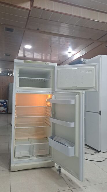 Soyuducular: İşlənmiş 2 qapılı Soyuducu Satılır