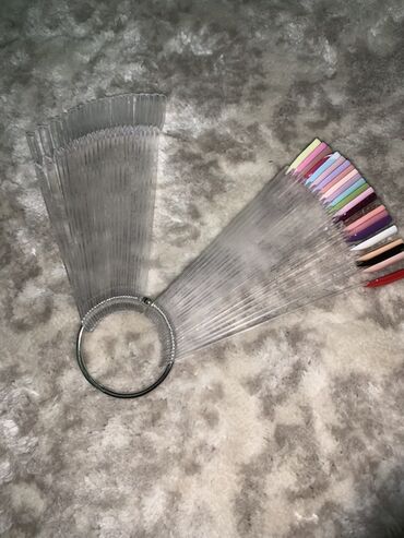 Инструменты и тележки для инструментов: Набор для маникюра и подготовки ногтей Состав: - Жидкость LONSTIN — 14