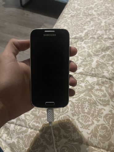 samsung es 4 mini: Samsung Galaxy S4 Mini Plus, 16 ГБ, цвет - Черный, Сенсорный, Две SIM карты