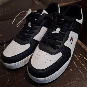 каталог сибирское здоровье: Мужские кроссовки из США Tommy Hilfiger - Модель: TMK FLEY (указано