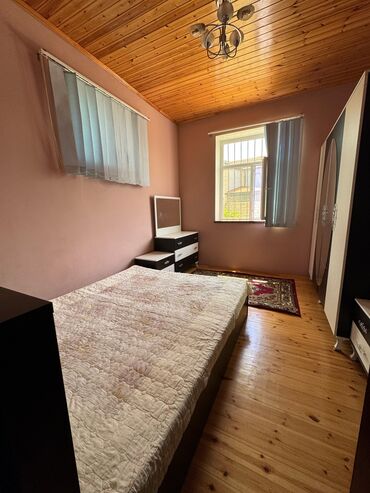 Günlük kirayə evlər: 1200 kv. m, 4 otaqlı, Qaz, İşıq, Su — 20