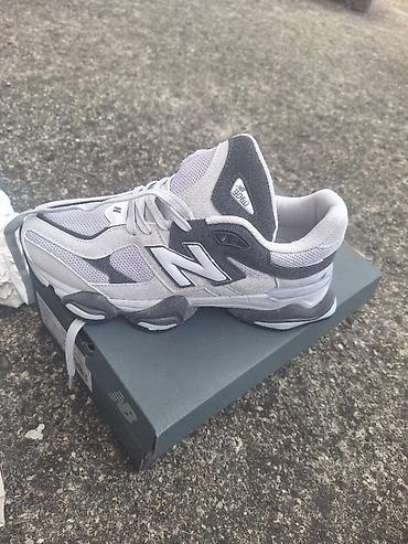 New Balance 9060 patike – siva/bele nijanse - Model: NB 9060 (oznaka
