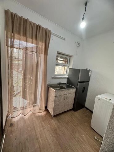 Долгосрочная аренда домов: 25 м², 1 комната, Теплый пол, Бронированные двери, Забор, огорожен