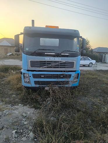 кабинка туалета: Бетономешалка, Volvo — 1